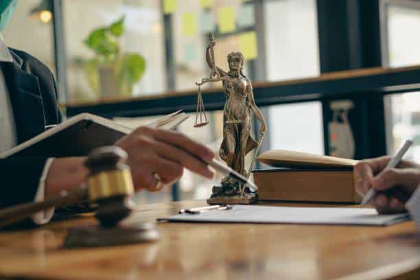 contentieux juridique avocat en droit des affaires